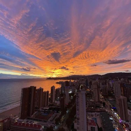 Apartment Seimar Benidorm Con Vistas Al Mar Luaran gambar