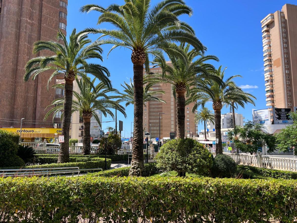 Apartment Seimar Benidorm Con Vistas Al Mar Luaran gambar