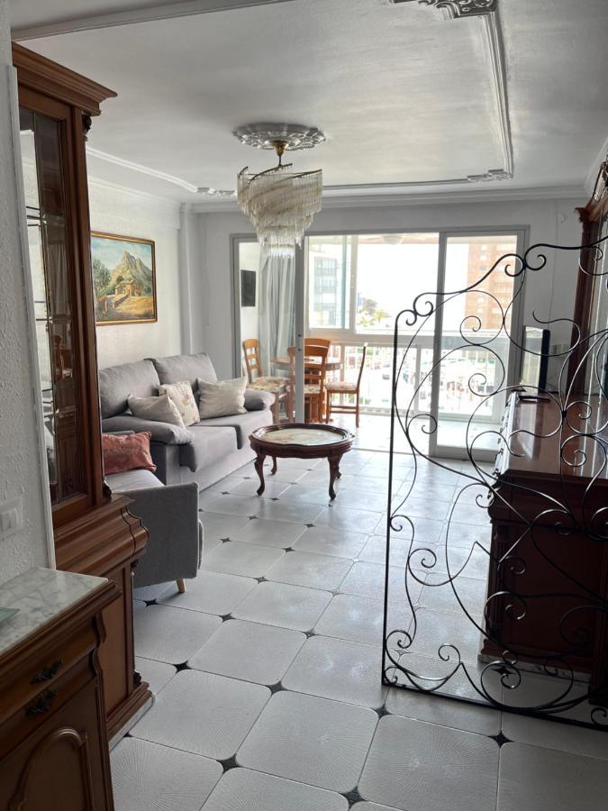 Apartment Seimar Benidorm Con Vistas Al Mar Luaran gambar