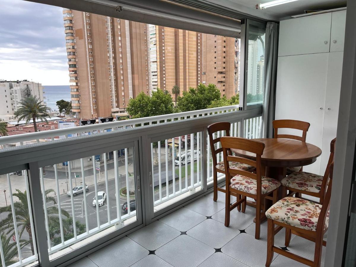 Apartment Seimar Benidorm Con Vistas Al Mar Luaran gambar