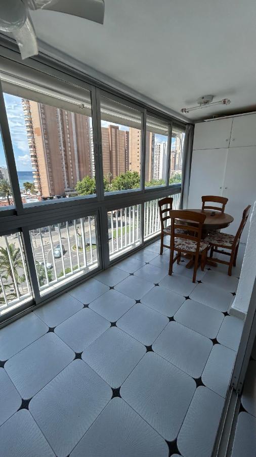Apartment Seimar Benidorm Con Vistas Al Mar Luaran gambar