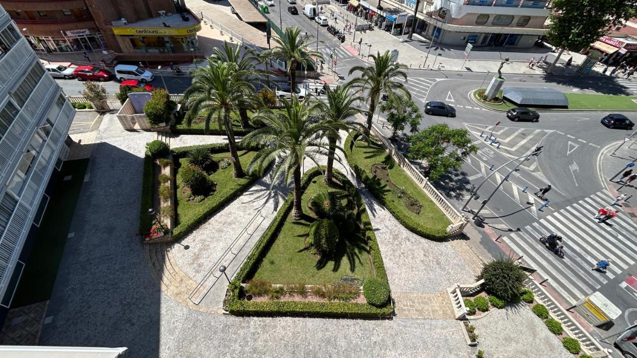 Apartment Seimar Benidorm Con Vistas Al Mar Luaran gambar